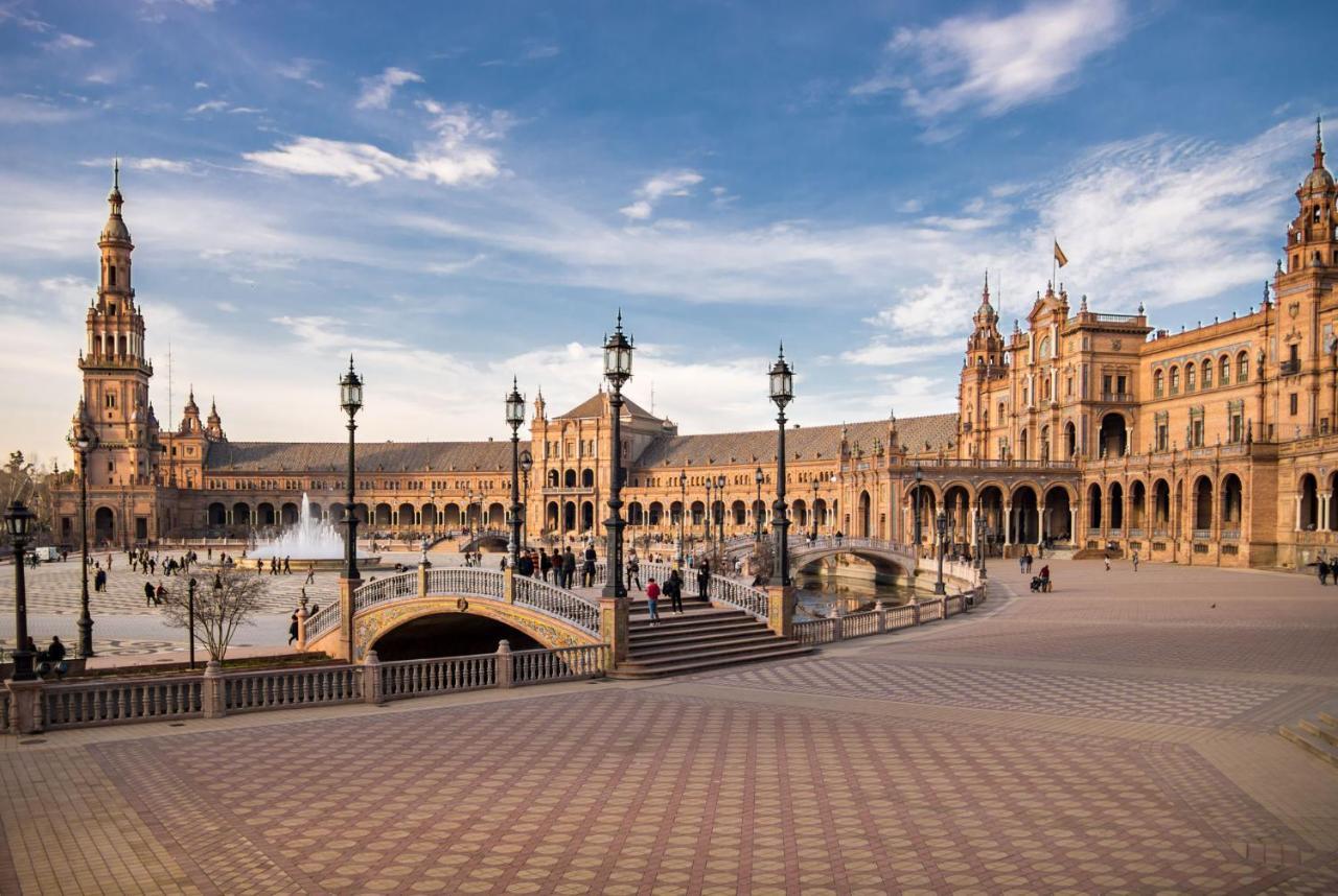 Froilan City Walls By Valcambre Seville Exterior photo
